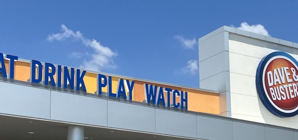 Dave & Busters